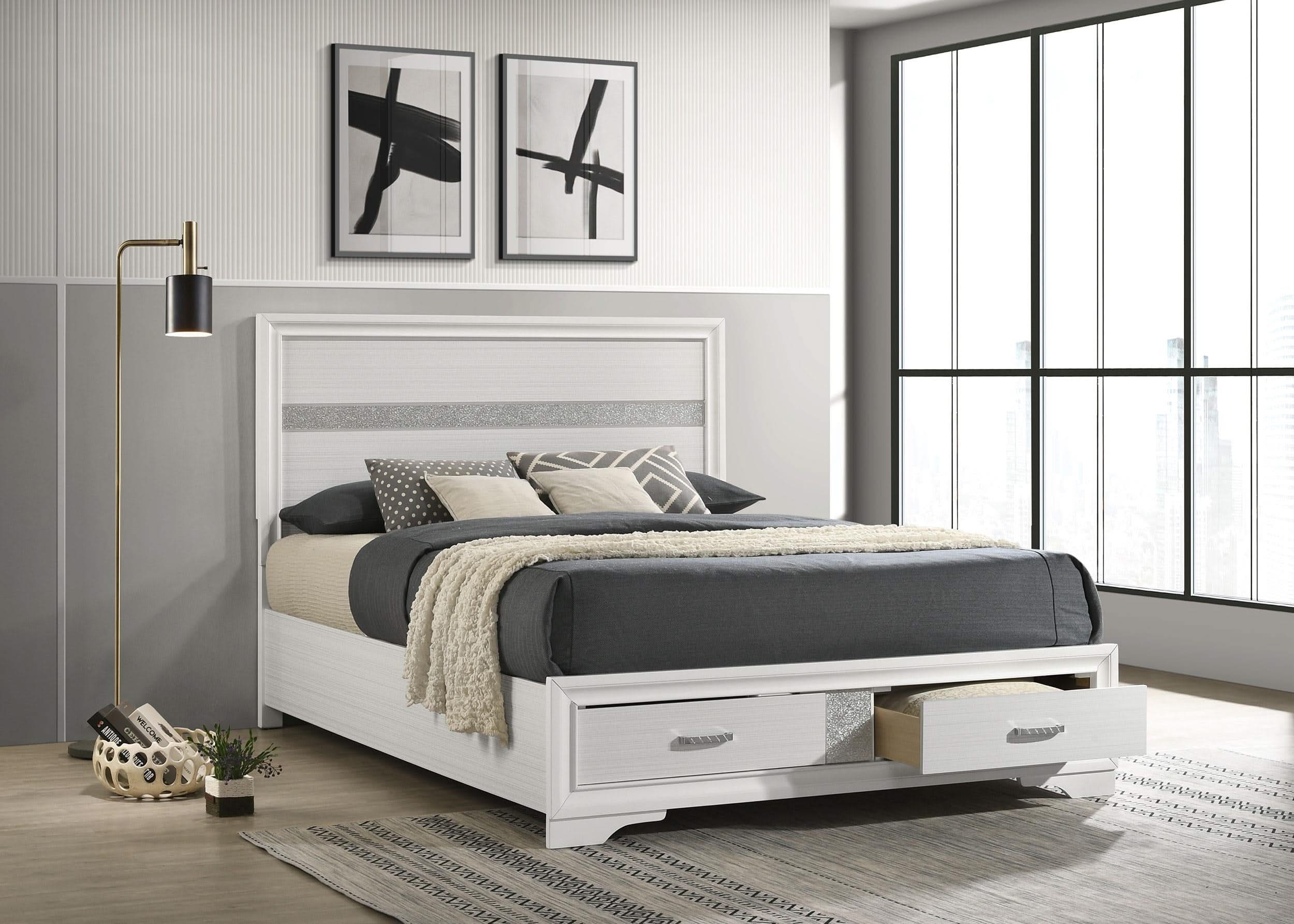 Cama Queen Miranda de 51 pulgadas con paneles de almacenamiento de madera, color blanco