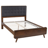 Juego de dormitorio completo de 5 piezas Robyn en nogal oscuro
