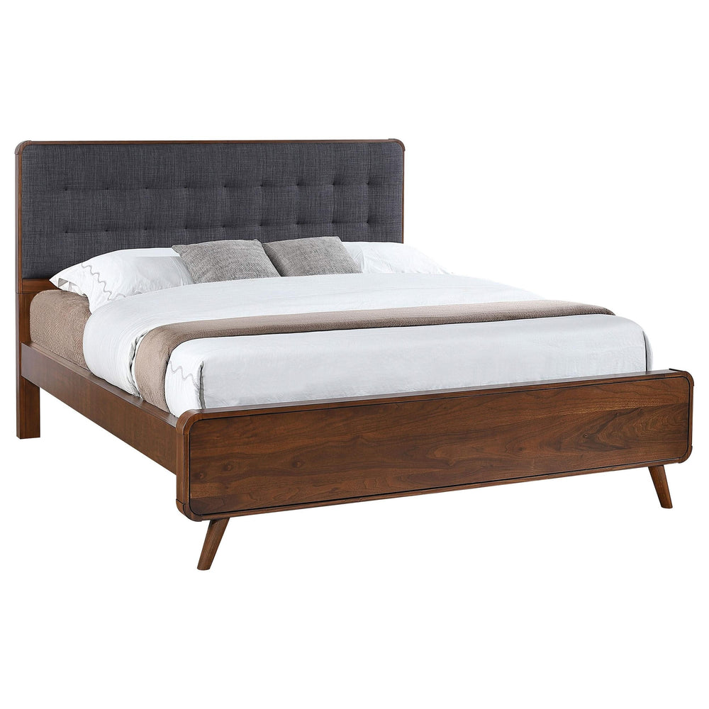 Cama de plataforma California King de Robyn Wood en nogal oscuro
