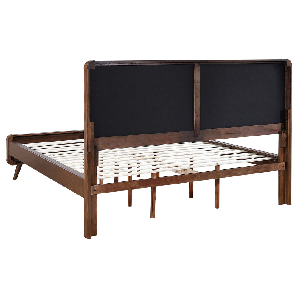 Cama de plataforma California King de Robyn Wood en nogal oscuro