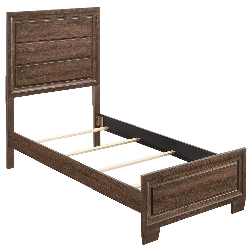 Juego de dormitorio Brandon de 5 piezas en marrón cálido