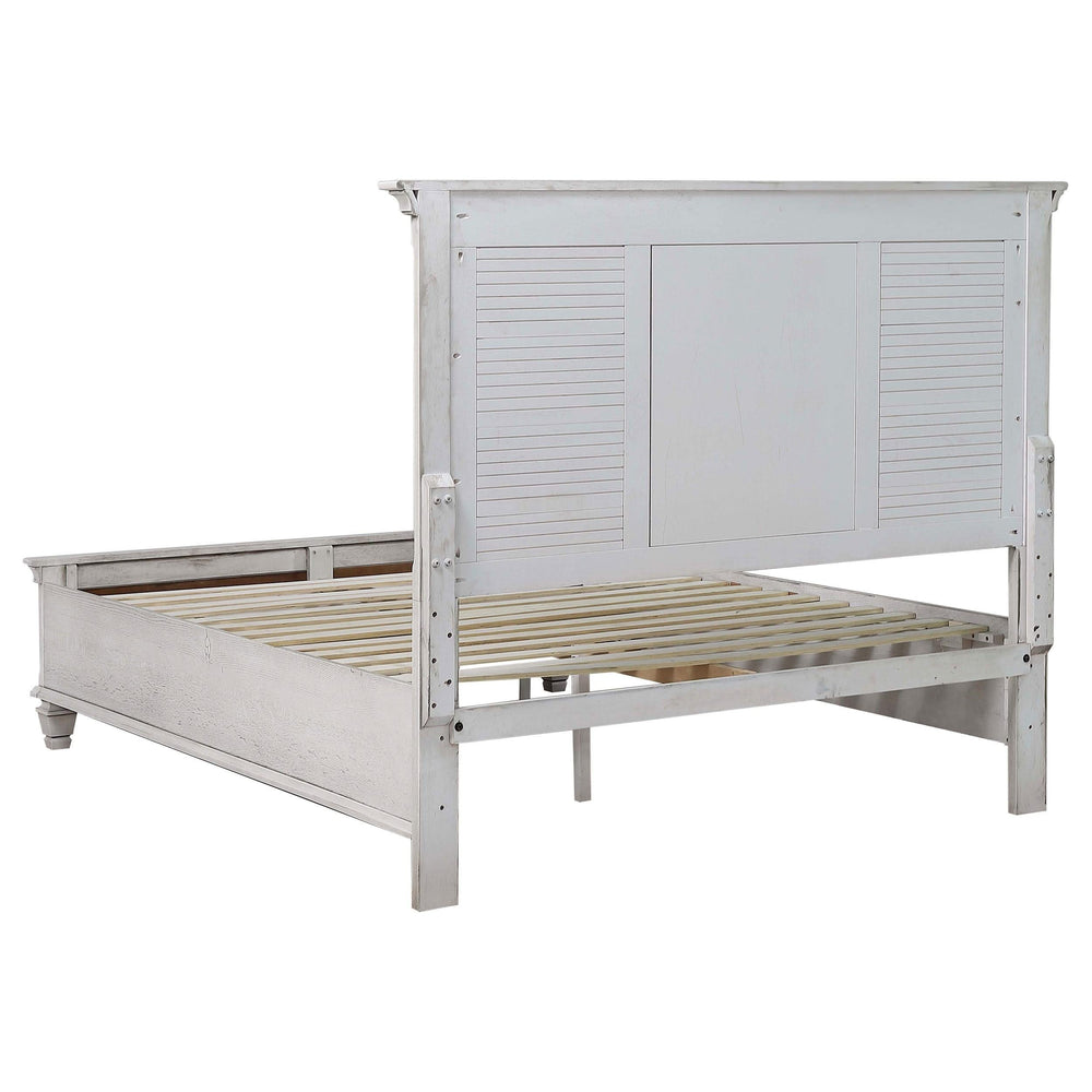 Juego de dormitorio Franco California King de 4 piezas en blanco desgastado