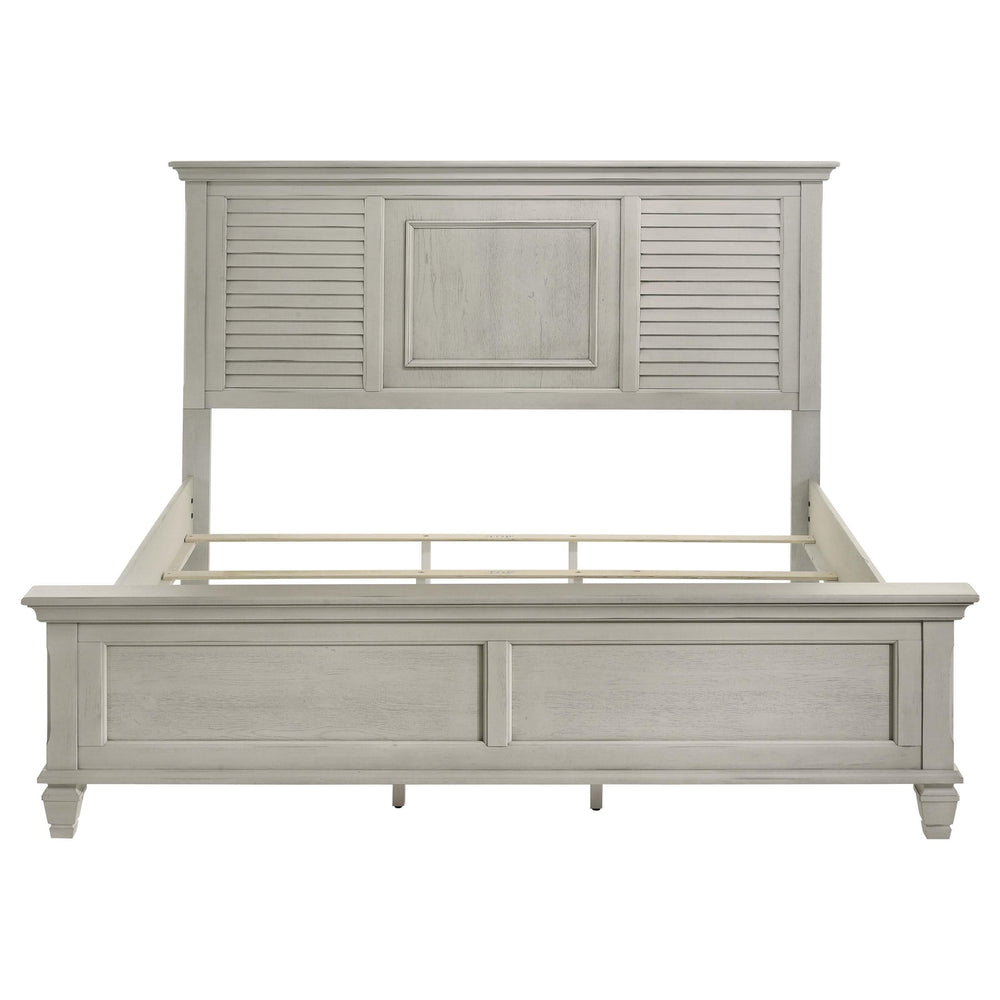Cama Franco Wood Eastern King con paneles en blanco envejecido