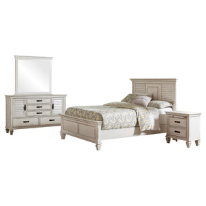 Juego de dormitorio Franco California King de 4 piezas en blanco desgastado