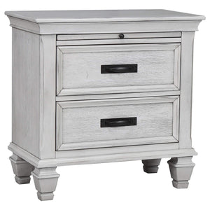 Juego de dormitorio Franco California King de 5 piezas en blanco desgastado