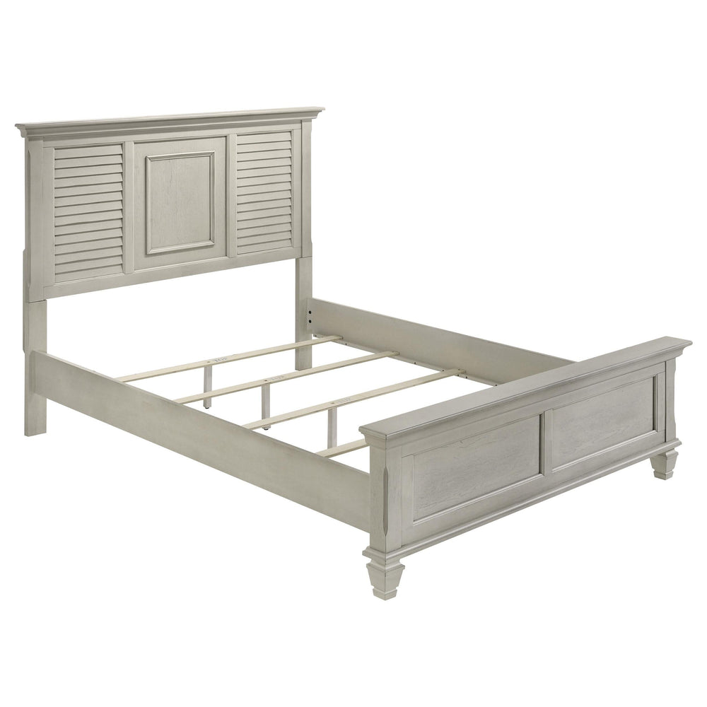 Cama Queen con paneles de madera Franco en blanco desgastado