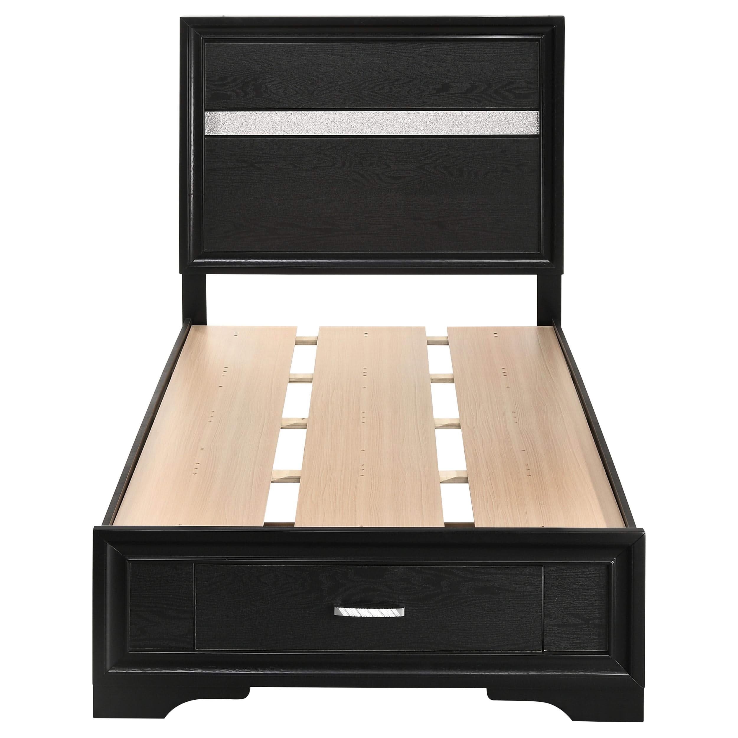 Cama individual Miranda de 51 pulgadas con paneles de almacenamiento de madera, color negro