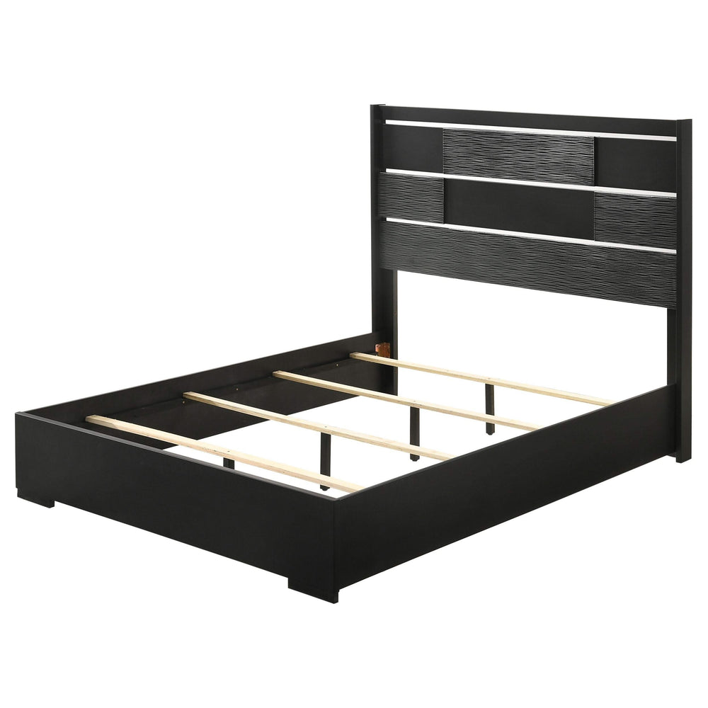 Cama con paneles de madera Blacktoft Eastern King, color negro