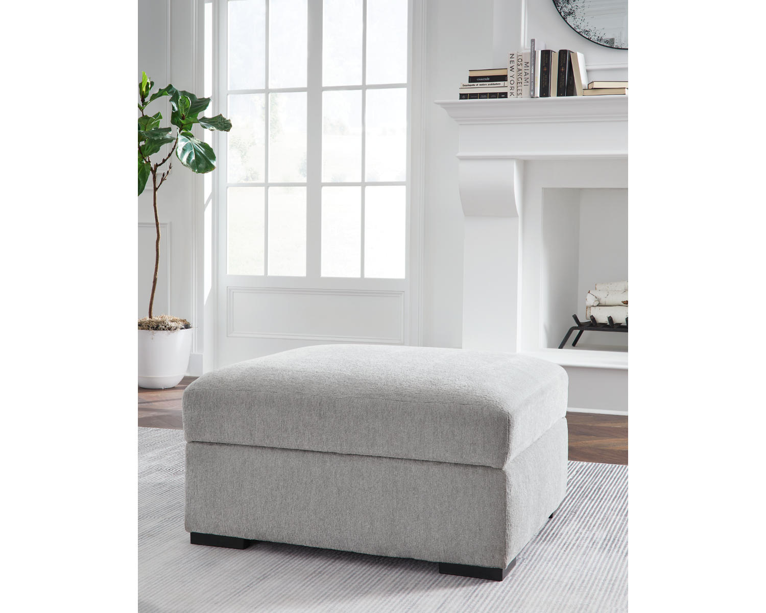 Gabyleigh Ottoman With Storage