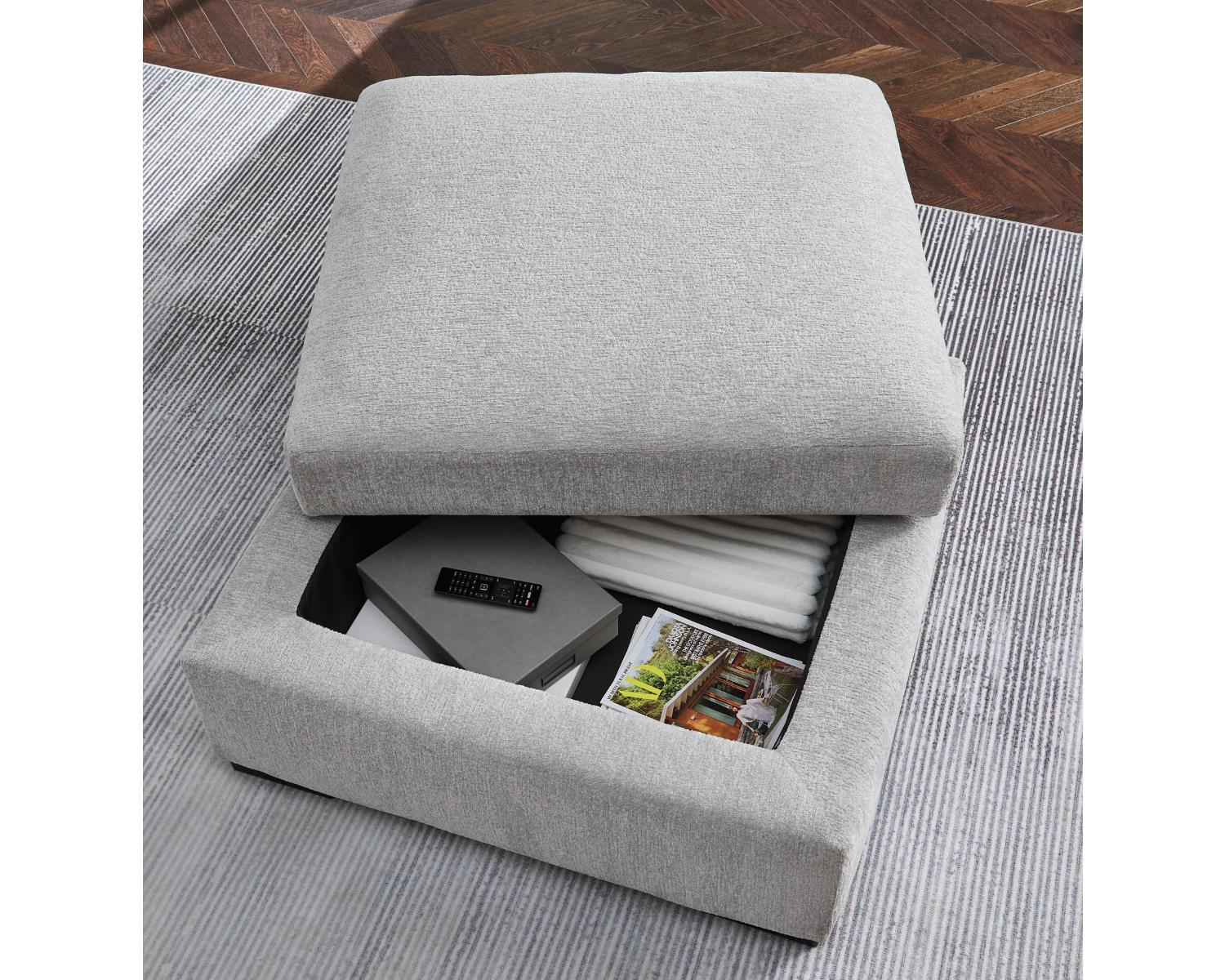 Gabyleigh Ottoman With Storage