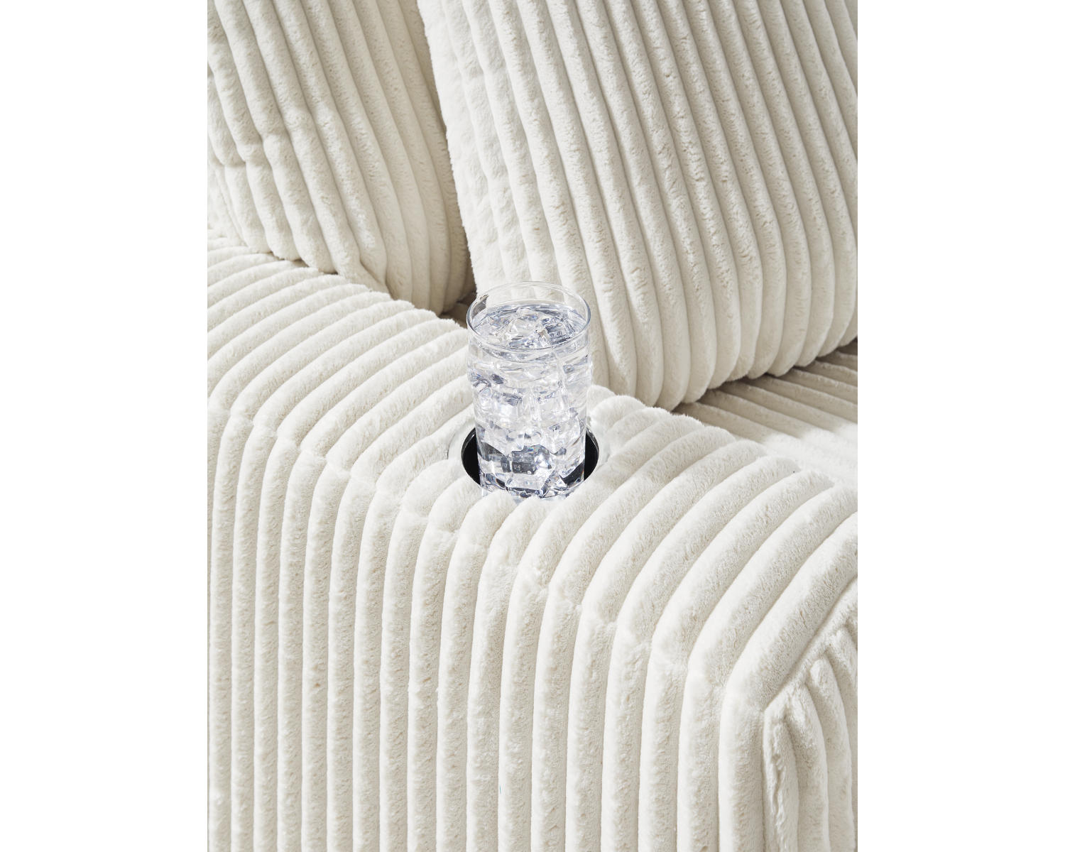 Lindyn Chaise
