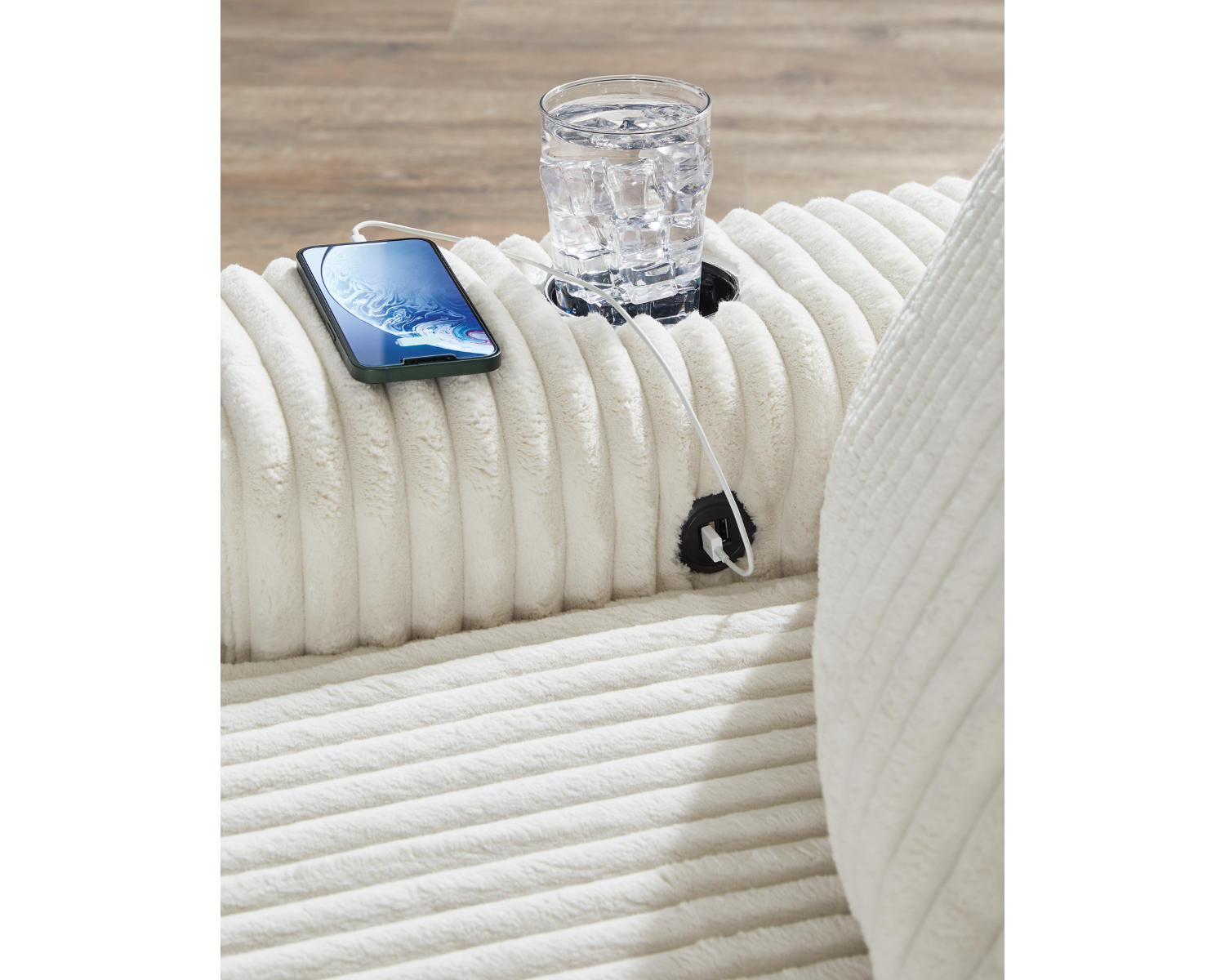 Lindyn Chaise