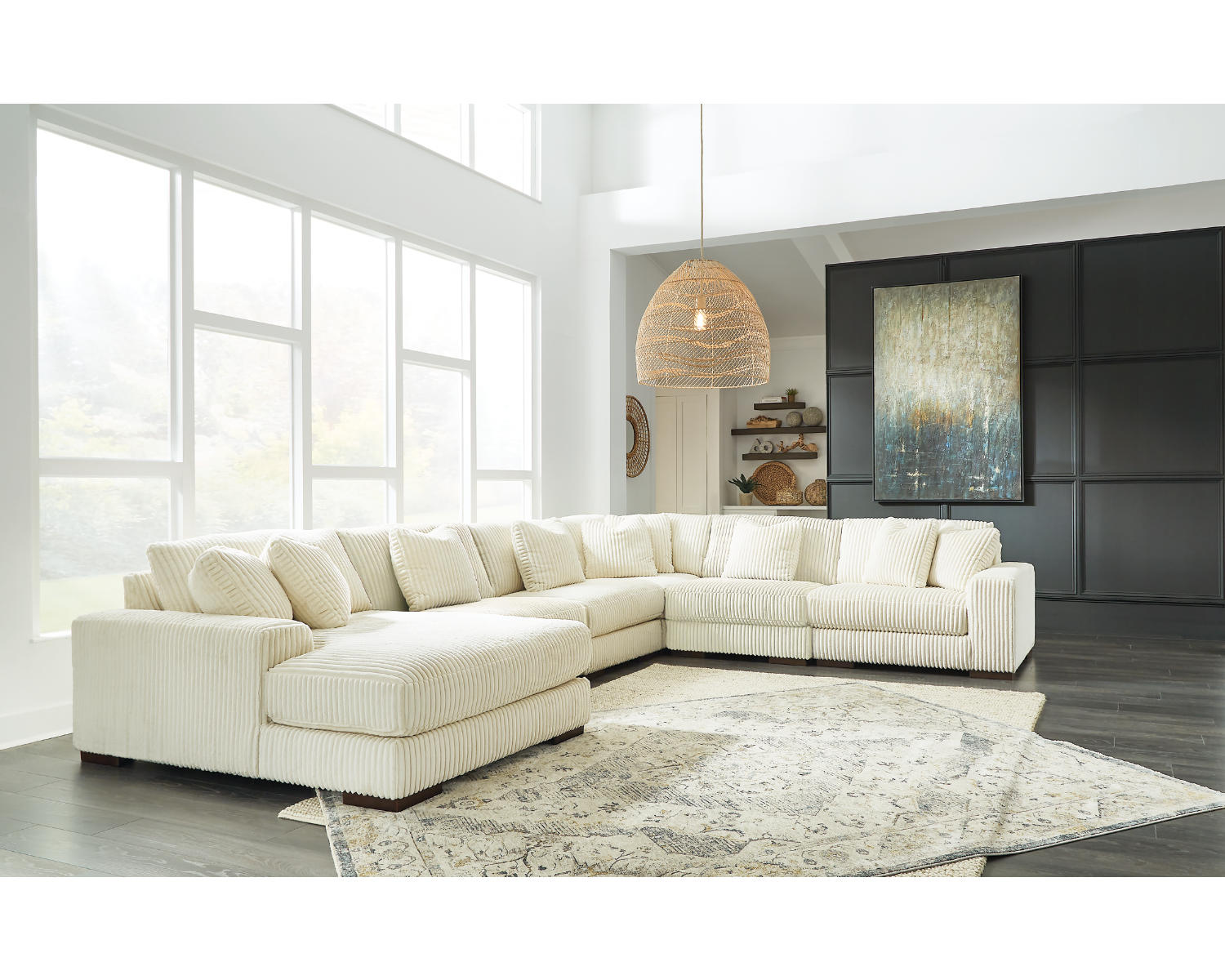 Lindyn 6-Piece Sectional with Chaise