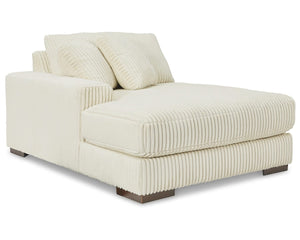 Lindyn Super Chaise
