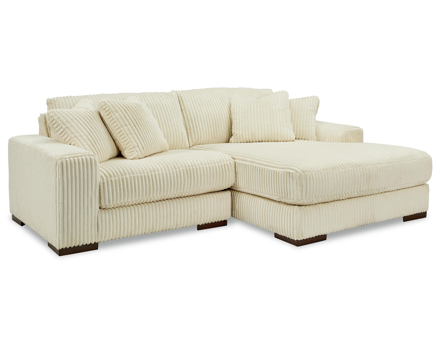 Lindyn 2-Piece Sectional with Chaise