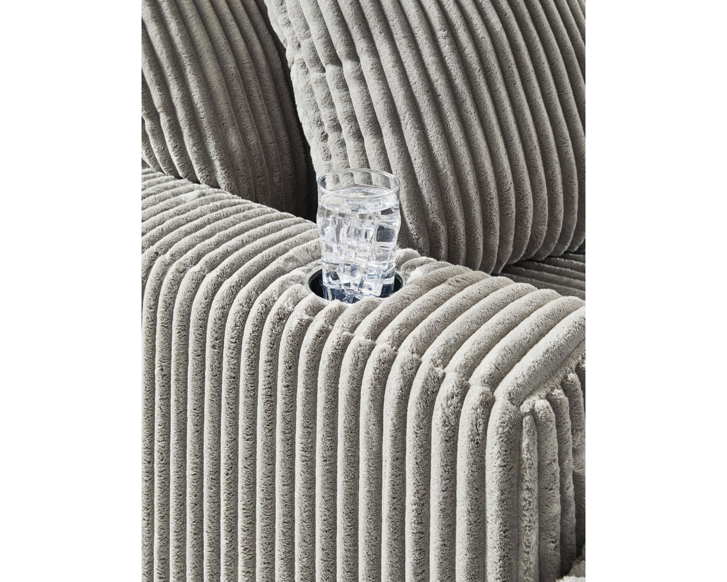Lindyn Chaise