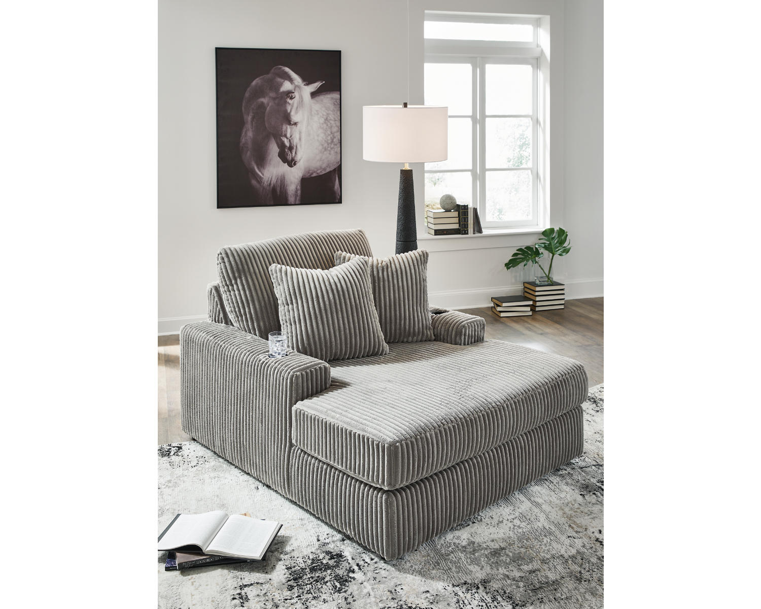 Lindyn Chaise