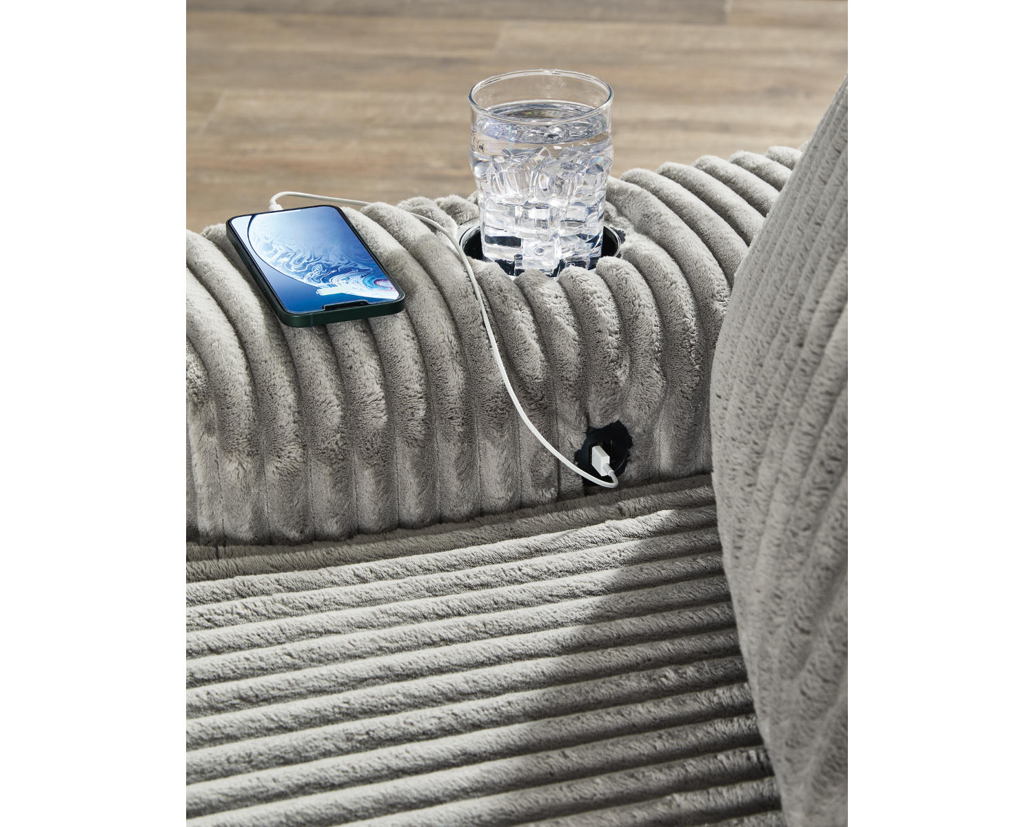 Lindyn Chaise