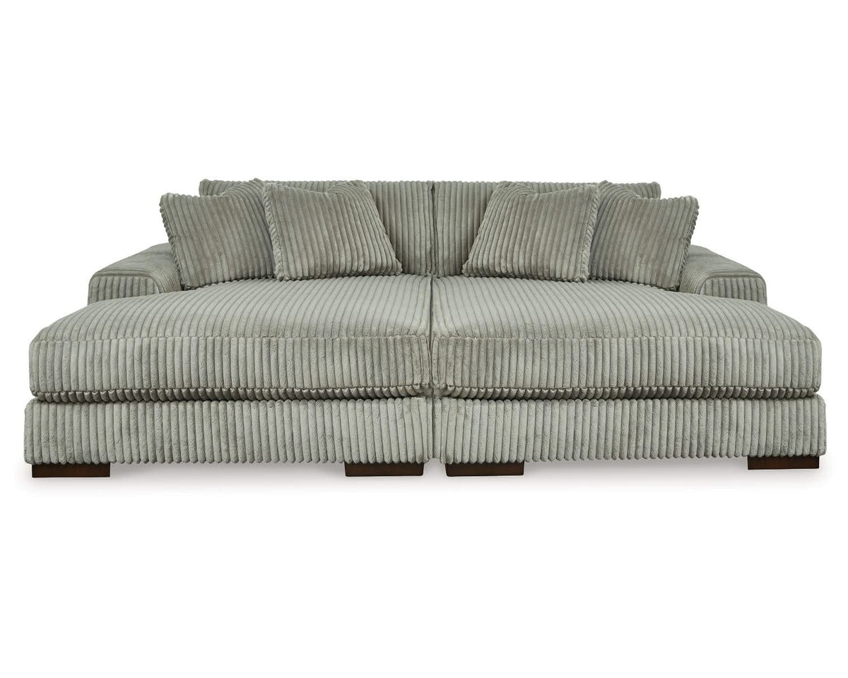 Lindyn Super Chaise