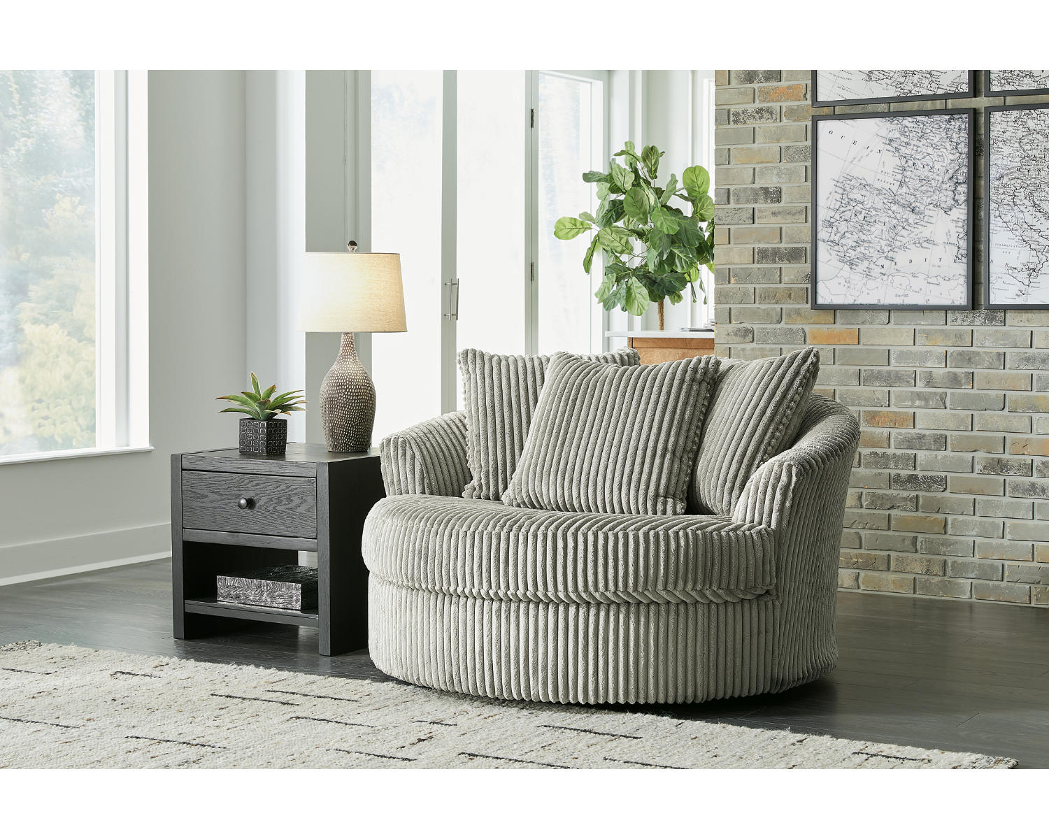 Lindyn Super Chaise with Oversized Swivel Chair