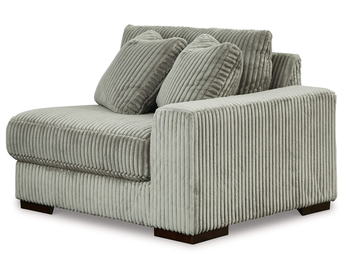 Lindyn 3-Piece Sectional Sofa