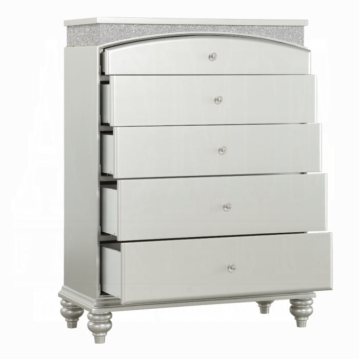 Maverick Chest
