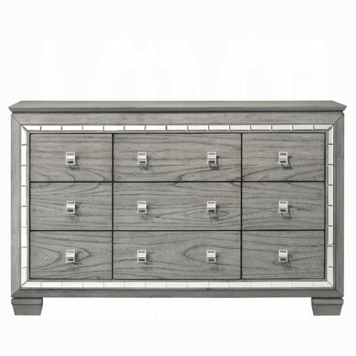 Antares Dresser