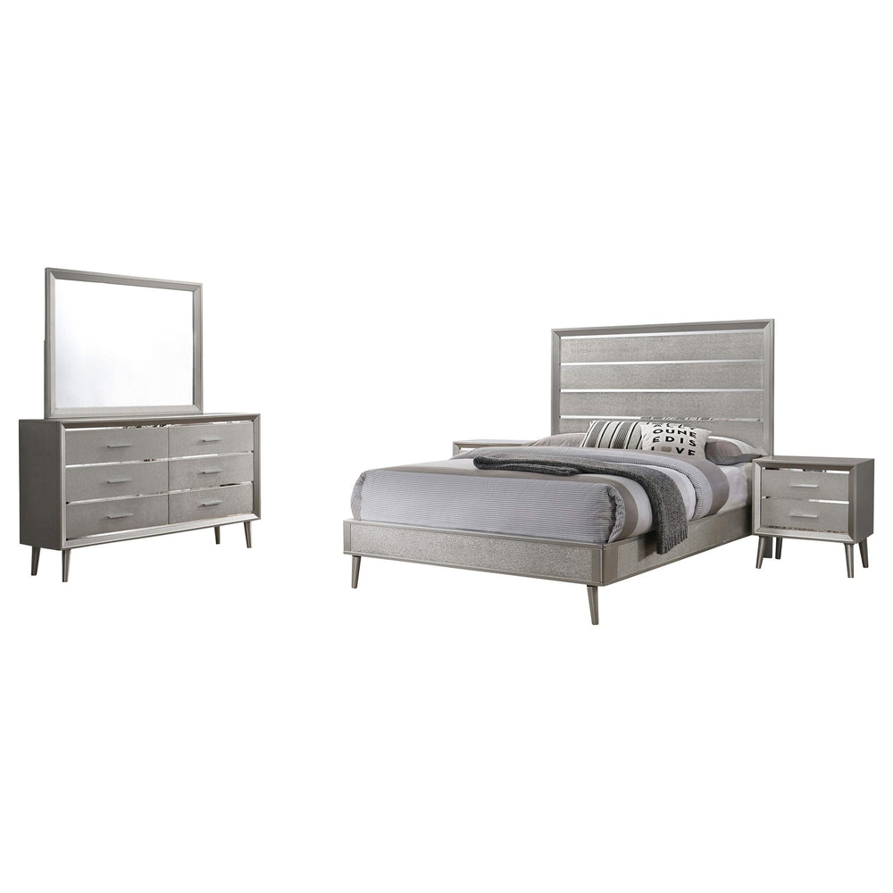 Juego de dormitorio Ramon de 4 piezas Eastern King en plata metálica