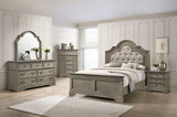 Juego de dormitorio Manchester Eastern King de 5 piezas en color marrón trigo