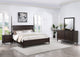 Juego de dormitorio Emberlyn de 4 piezas Eastern King en marrón