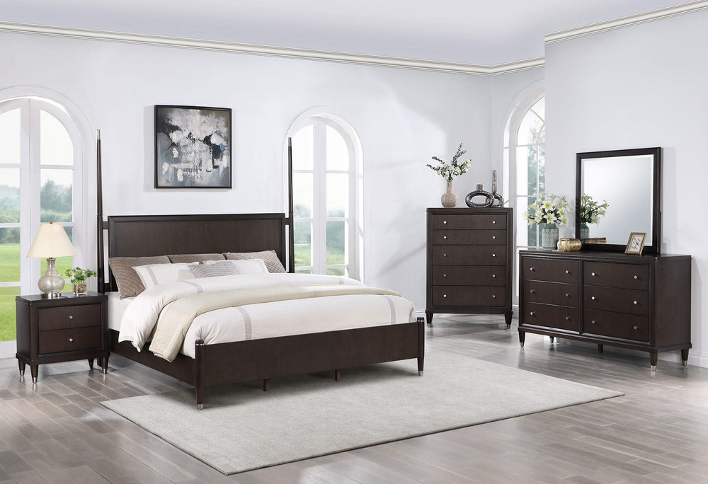 Juego de dormitorio Emberlyn de 5 piezas tamaño Queen en marrón
