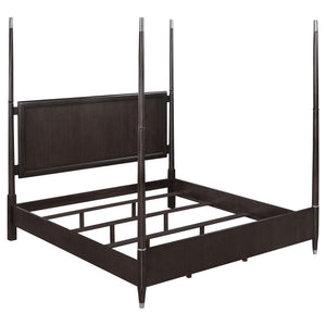 Juego de dormitorio Emberlyn de 5 piezas tamaño Queen en marrón