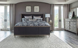 Juego de dormitorio Alderwood California King de 4 piezas en gris francés