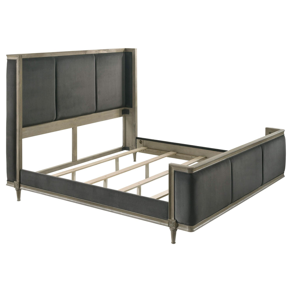 Juego de dormitorio Alderwood California King de 4 piezas en gris francés