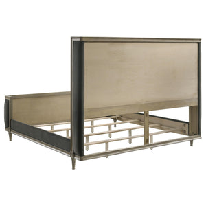 Cama Queen con respaldo de alas tapizada Alderwood, color gris francés
