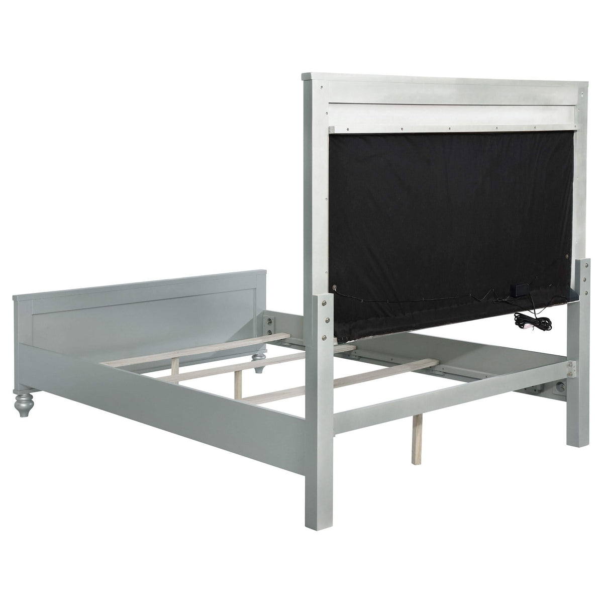 Juego de dormitorio Gunnison de 4 piezas tamaño Queen, color plateado metalizado