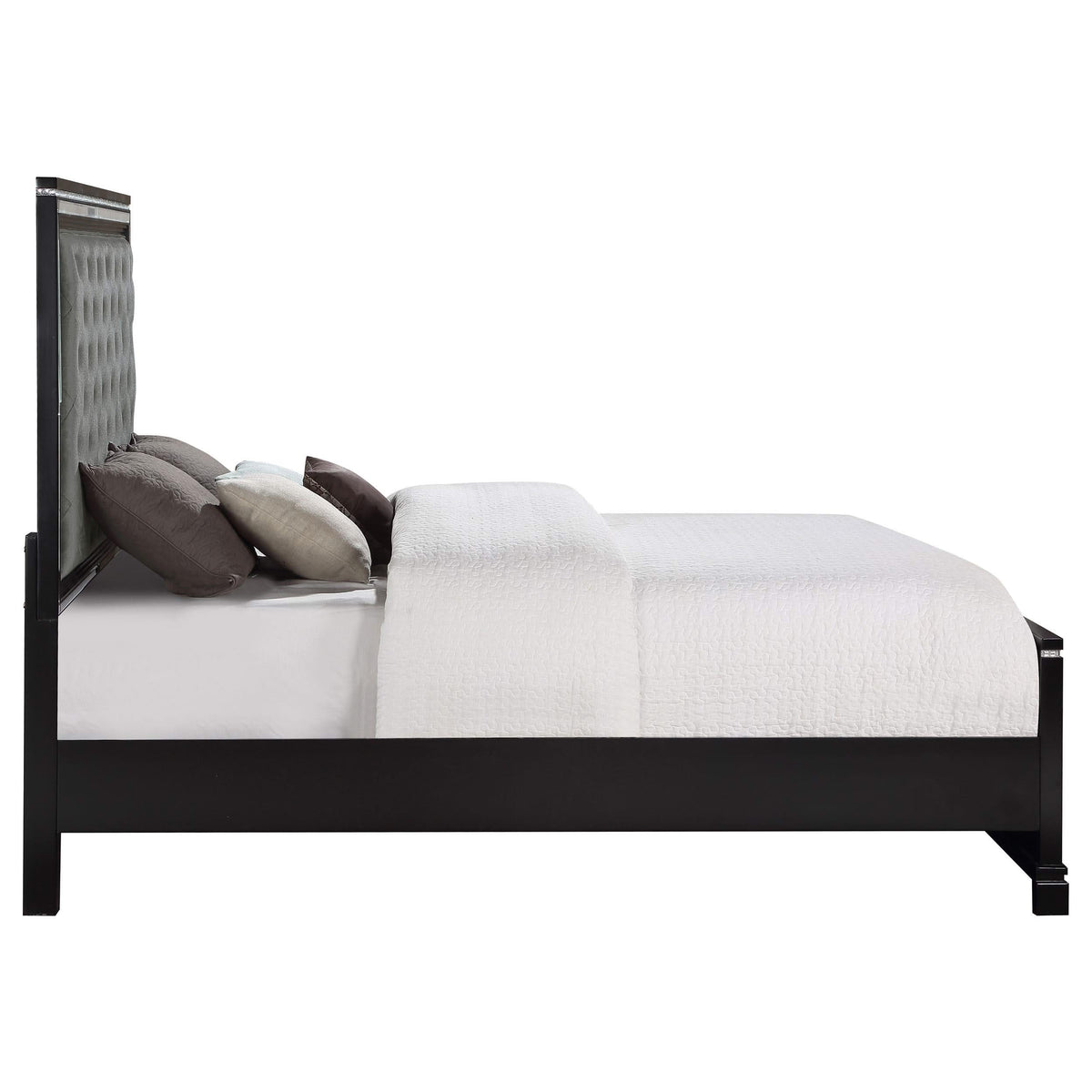 Cama California King con paneles de madera Cappola, color negro