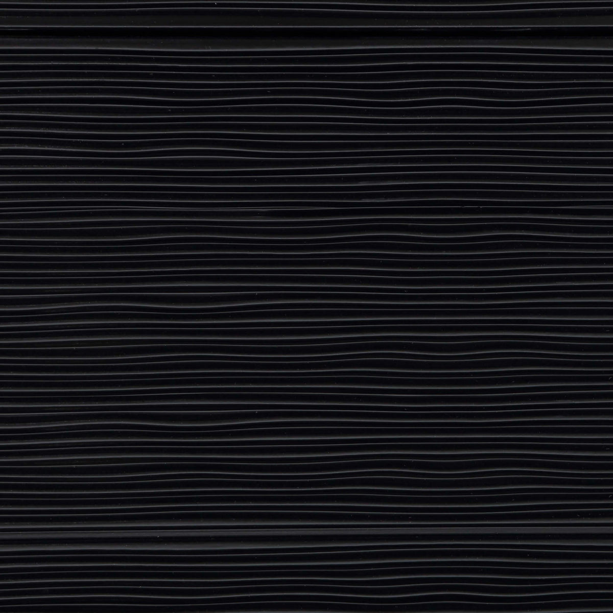 Cama California King con paneles de madera Cappola, color negro