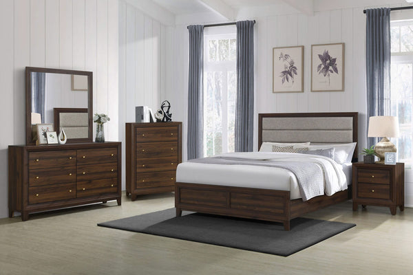 Juego de dormitorio Welsley California King de 5 piezas en nogal