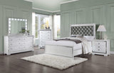 Juego de dormitorio Eleanor de 5 piezas Eastern King en blanco