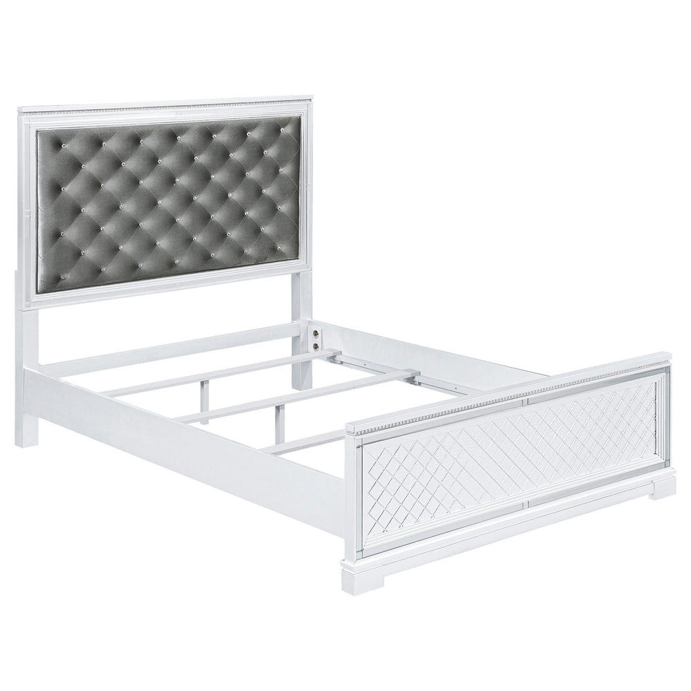 Juego de dormitorio Eleanor de 5 piezas Eastern King en blanco
