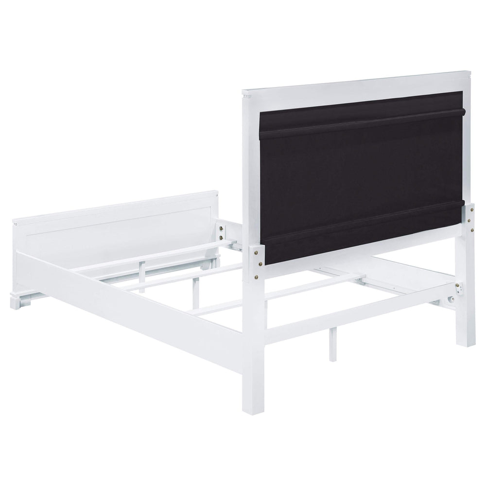 Juego de dormitorio Eleanor de 5 piezas Eastern King en blanco