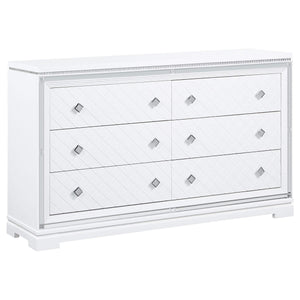 Juego de dormitorio Eleanor de 5 piezas Eastern King en blanco