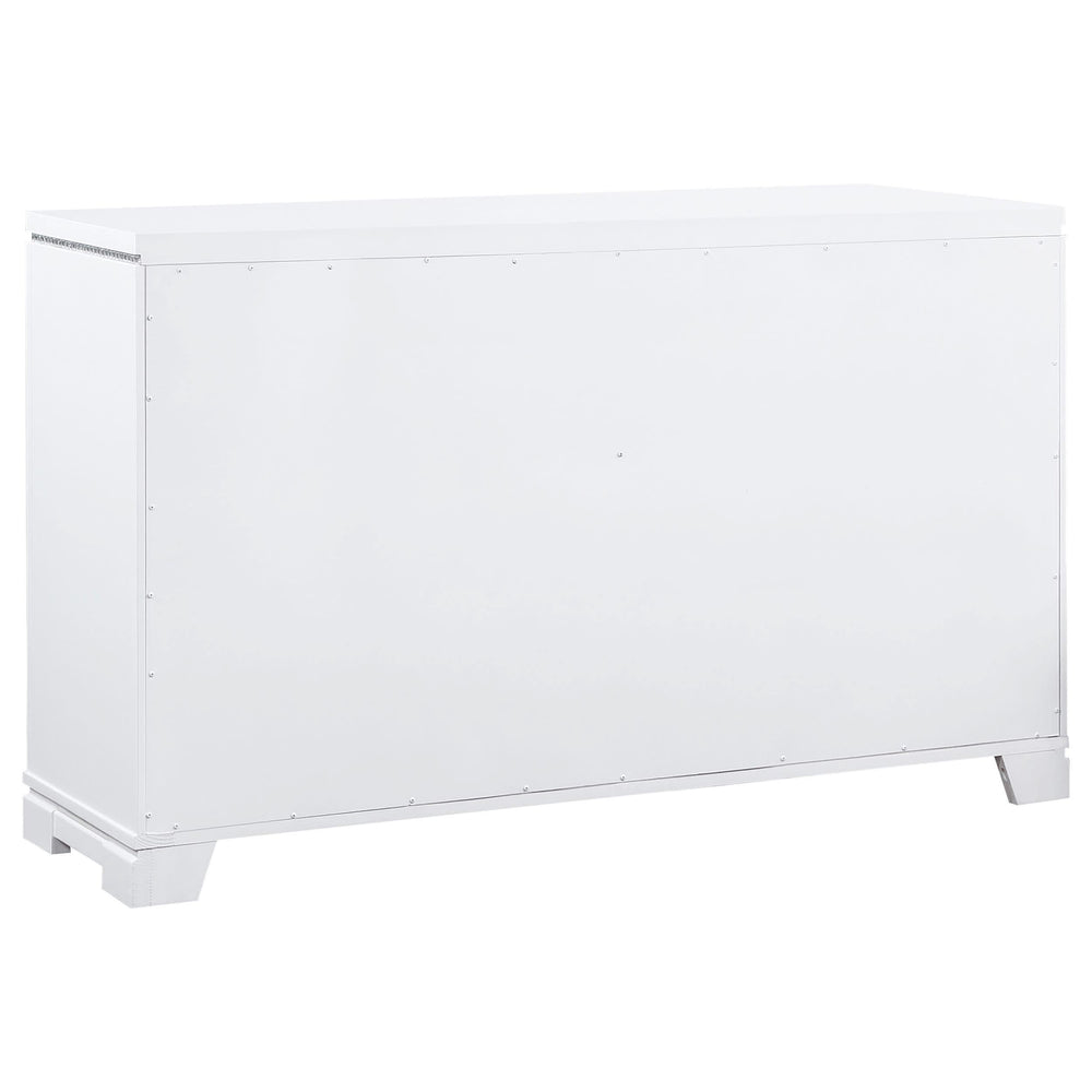 Juego de dormitorio Eleanor de 5 piezas Eastern King en blanco