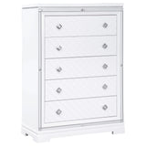 Juego de dormitorio Eleanor de 5 piezas Eastern King en blanco