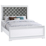 Cama California King Eleanor Wood con paneles en blanco