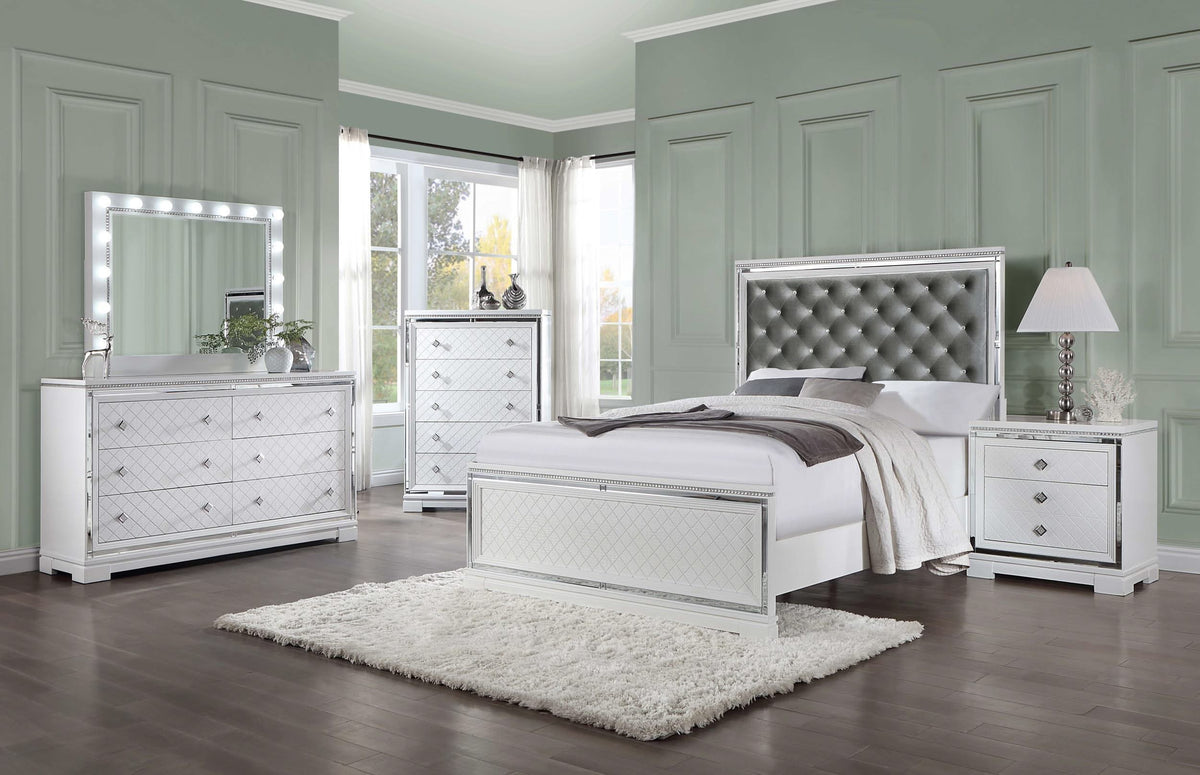 Cama Queen Eleanor Wood con paneles blancos