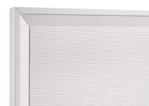 Cama California King con paneles Janelle Wood, color blanco