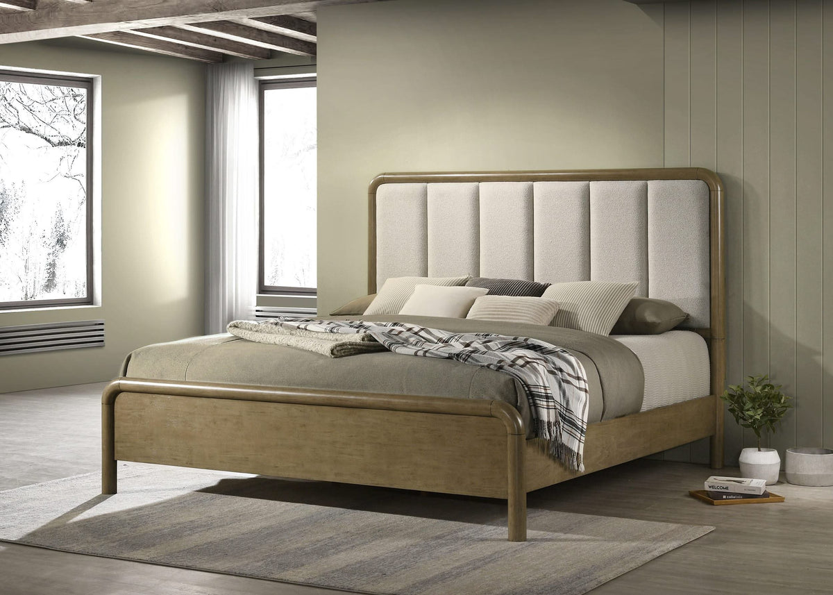 Cama Queen Amsbury tapizada de 59 pulgadas color nuez moscada