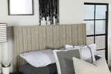 Cama de paneles rectangulares Channing de roble gris aserrado en bruto